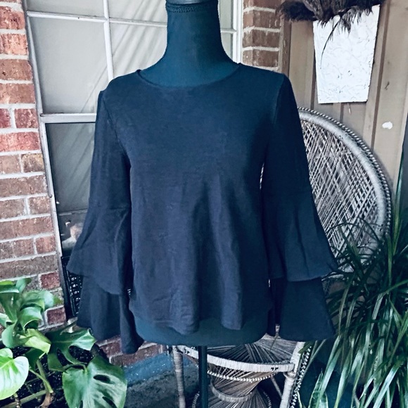 Eri & Ali Tops - Women’s ERI + ALI Black Bell Sleeve Top